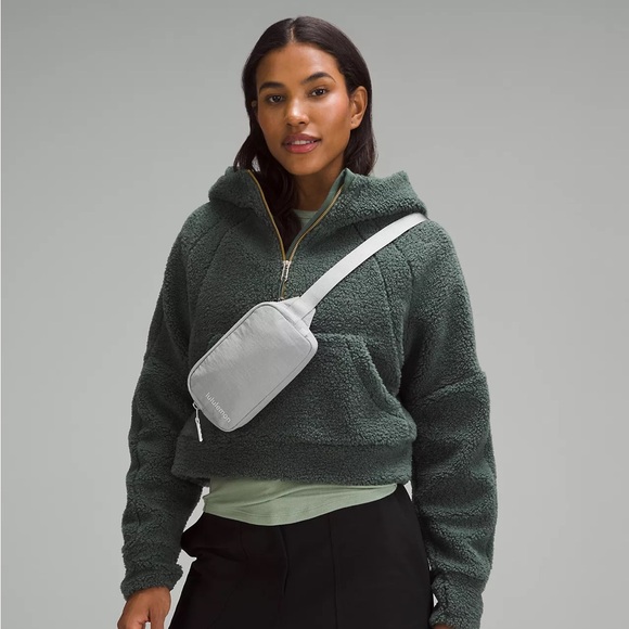 Lululemon Mini Belt Bag- Silver Drop/Vapor - Picture 6 of 6